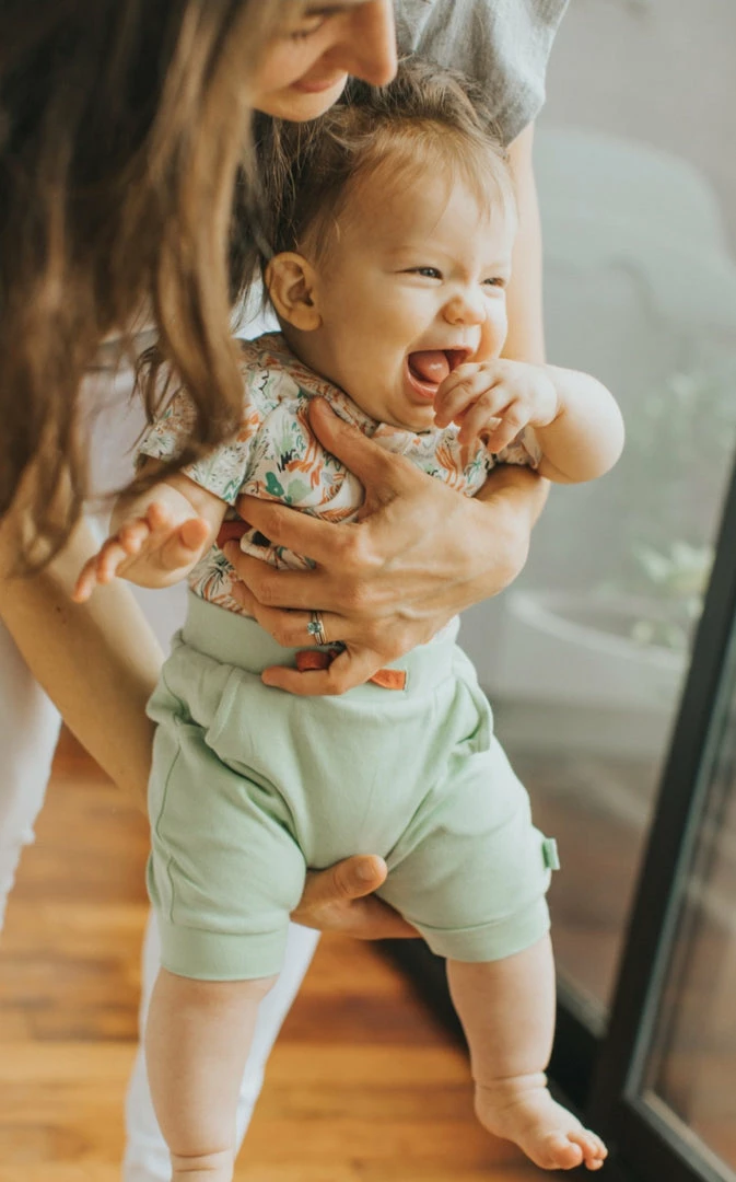 Brand new ✨ Finn + Emma Sale Animal Kingdom Celadon Green Shorts 💯 4 Finn + Emma Sale Animal Kingdom Celadon Green Shorts