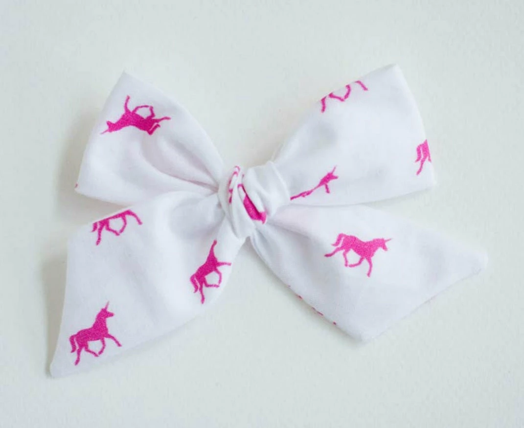 Hot Sale ๐ Wanderlust And Mayhem Unicorns Bow ๐ฅ 3 Wanderlust And Mayhem Unicorns Bow