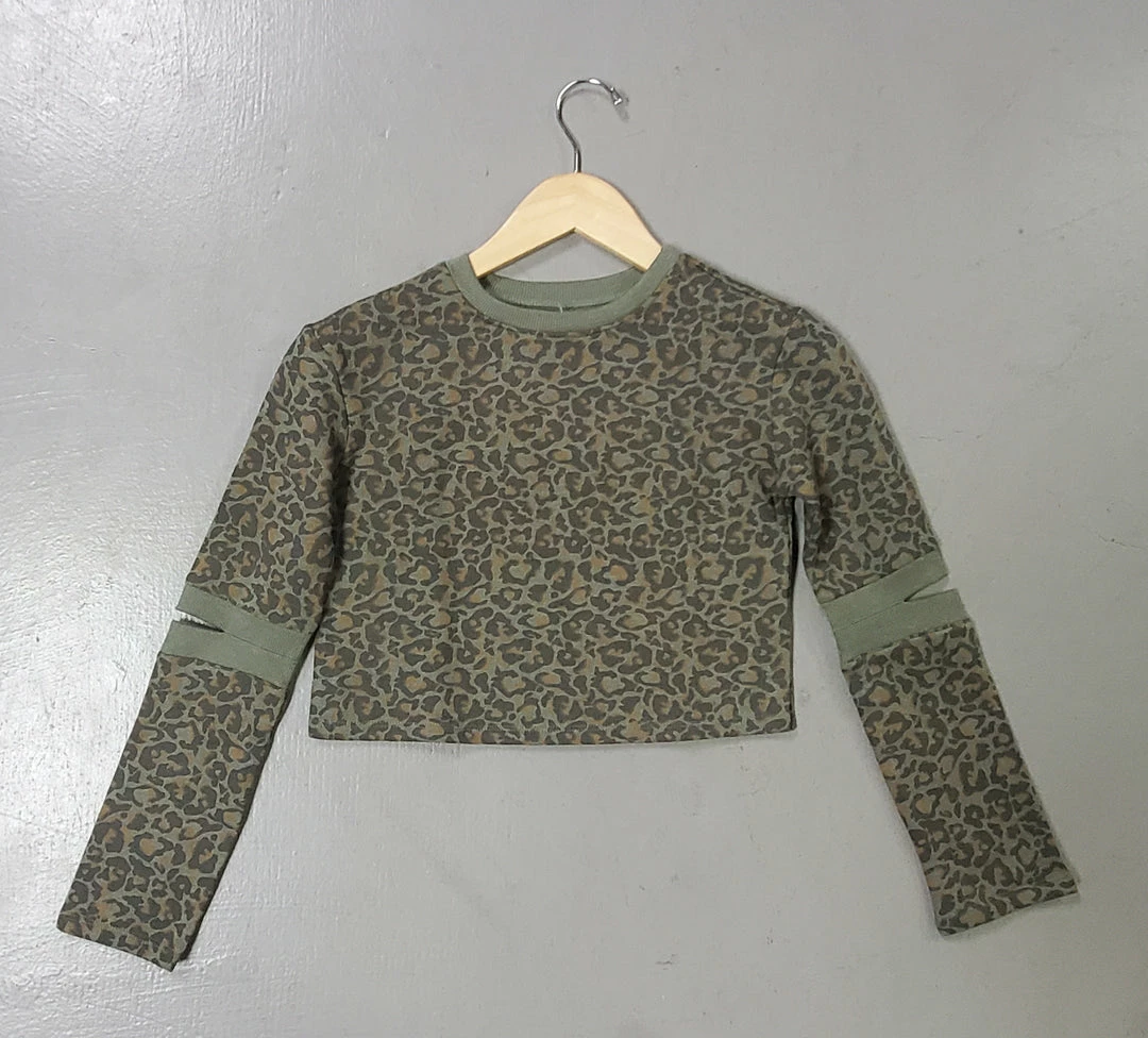 Promo โ๏ธ Paper Flower ๐ง Girls Leopard Sweatshirt ๐ 3 Paper Flower Girls Leopard Sweatshirt