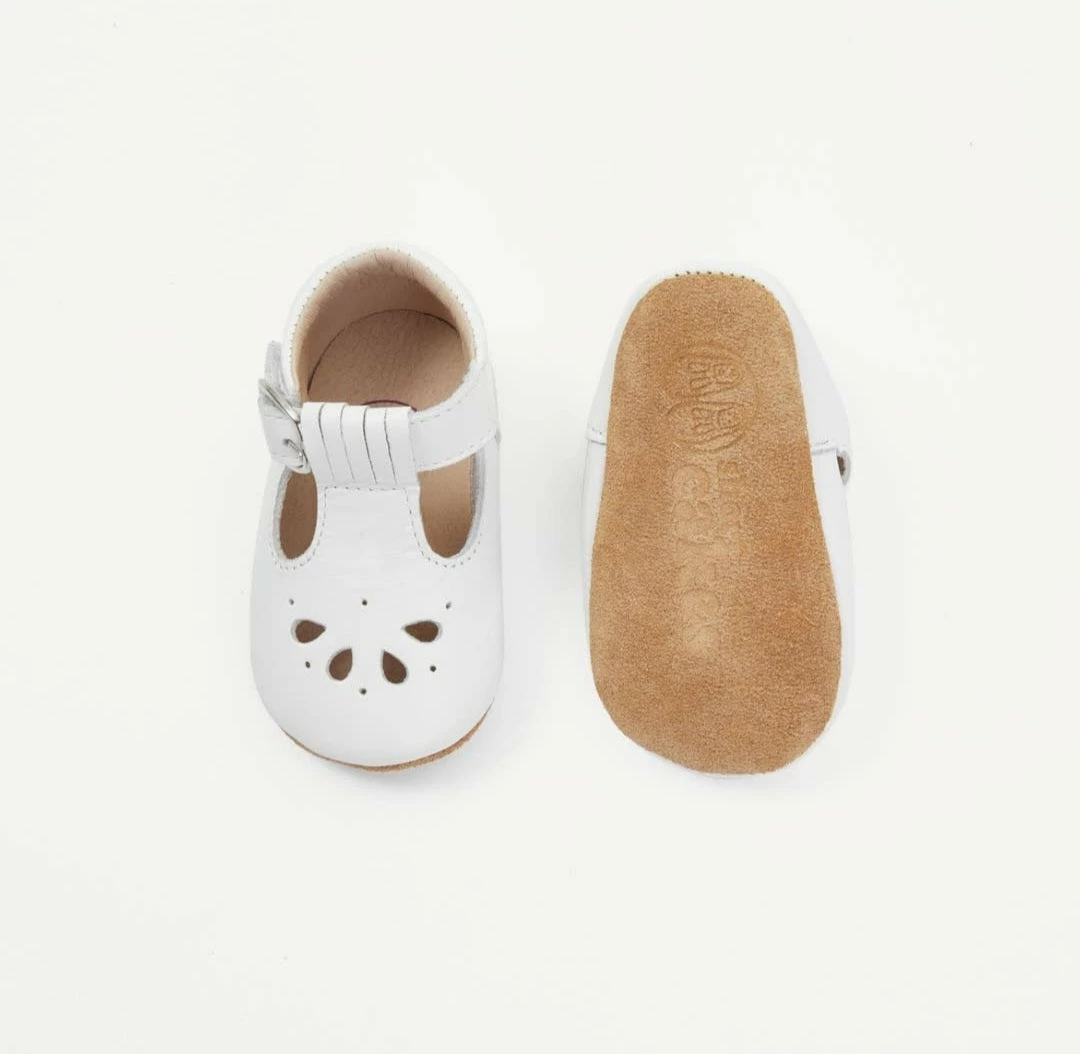 Flash Sale π Short Cakes Infants Frankie White Leather Baby Mary Jane π 3 Short Cakes Infants Frankie White Leather Baby Mary Jane