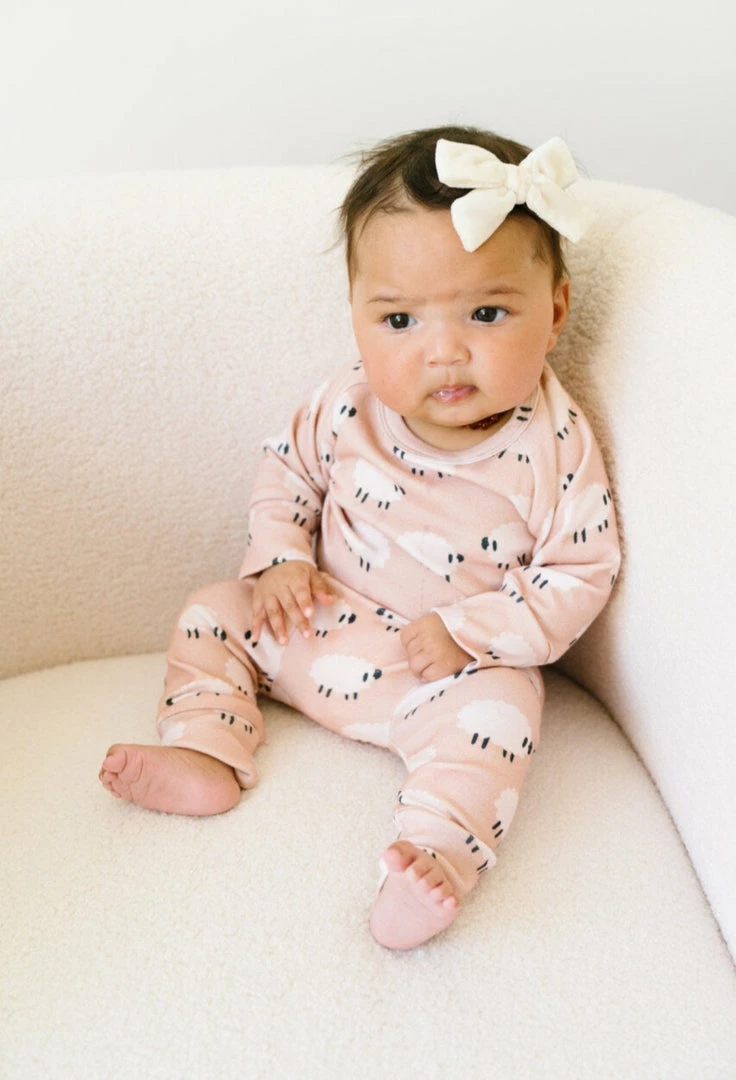 Flash Sale 😀 Itty Bitty Kid's Boutique Little Lamb Lounge Set 🔔 4 Itty Bitty Kid's Boutique Little Lamb Lounge Set